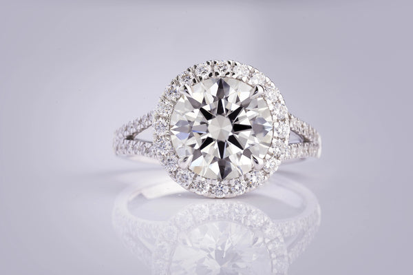 Lab-Grown 2.09 Carat Round D-VS1 Diamond Platinum Split Shank Ring