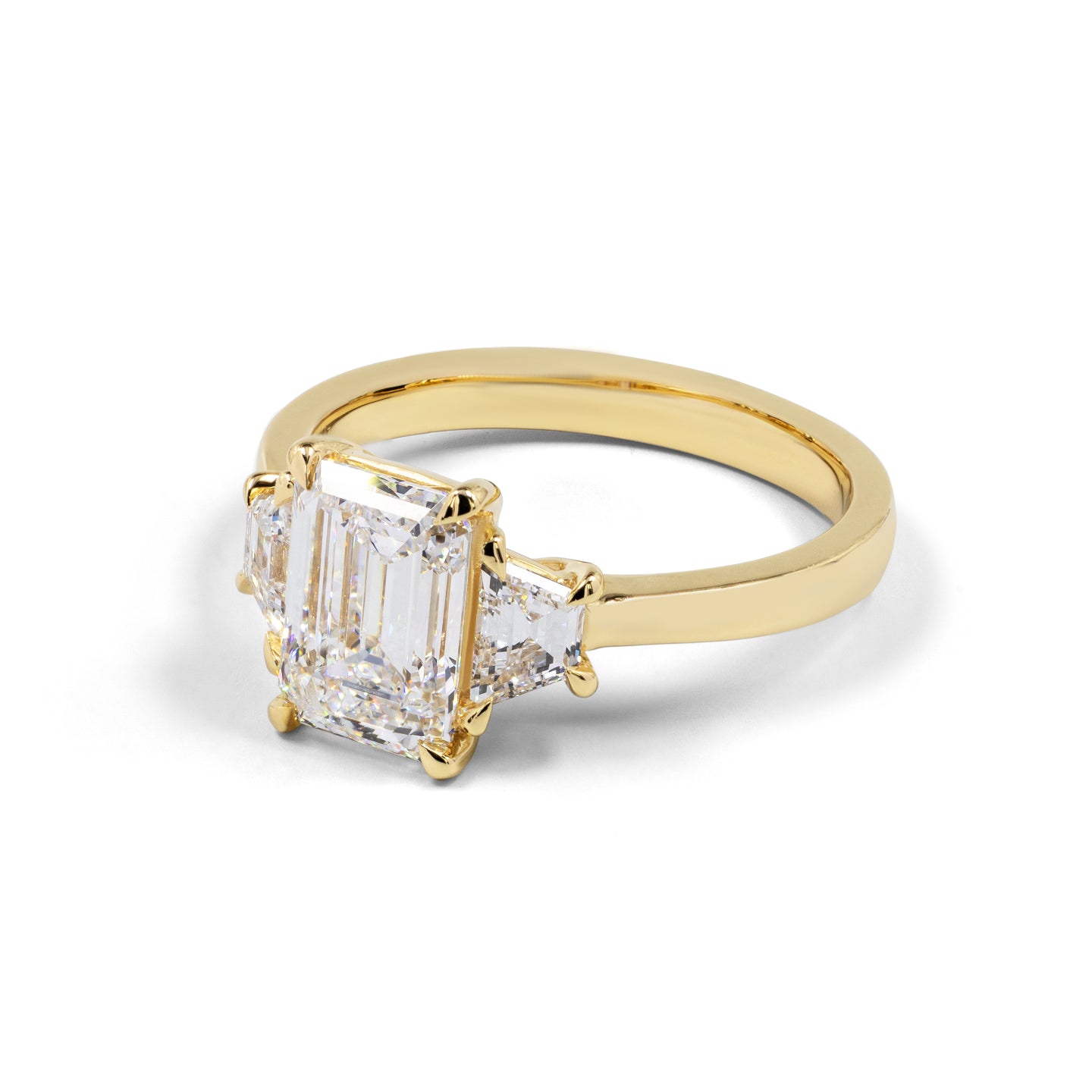 Lab-Grown 2.15 Carat Emerald E-F-VS2 Diamond 14K Yellow Gold 3 Stones Ring