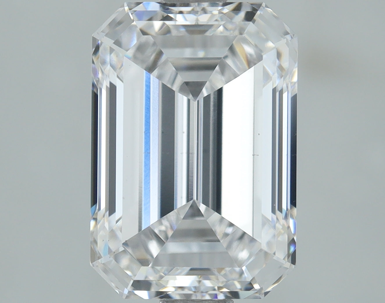 Lab-Grown 2.02 Carat Emerald Cut Diamond color D Clarity VS1, precious stones, engagement diamonds
