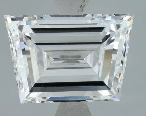 Lab-Grown 2.00 Carat Trapezoid Shape Diamond color E Clarity VS1, precious stones, engagement diamonds