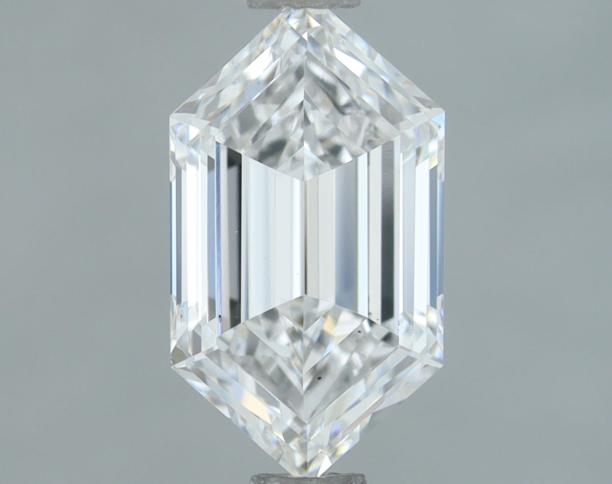 Lab-Grown 1.00 Carat Long Hexagonal Shape Diamond color E Clarity VS1, precious stones, engagement diamonds