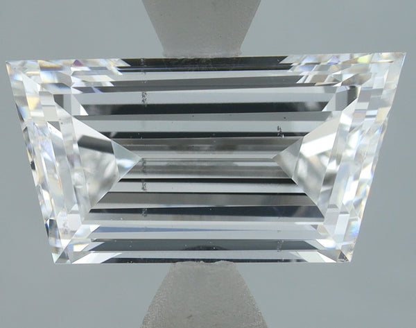 Lab-Grown 2.02 Carat Trapezoid Shape Diamond color E Clarity VS2, precious stones, engagement diamonds