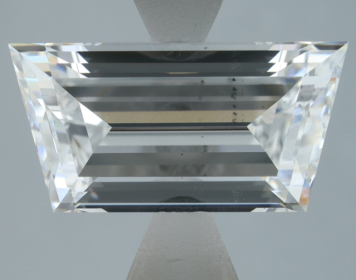Lab-Grown 2.50 Carat Long Tappers Shape Diamond color F Clarity VS2, precious stones, engagement diamonds