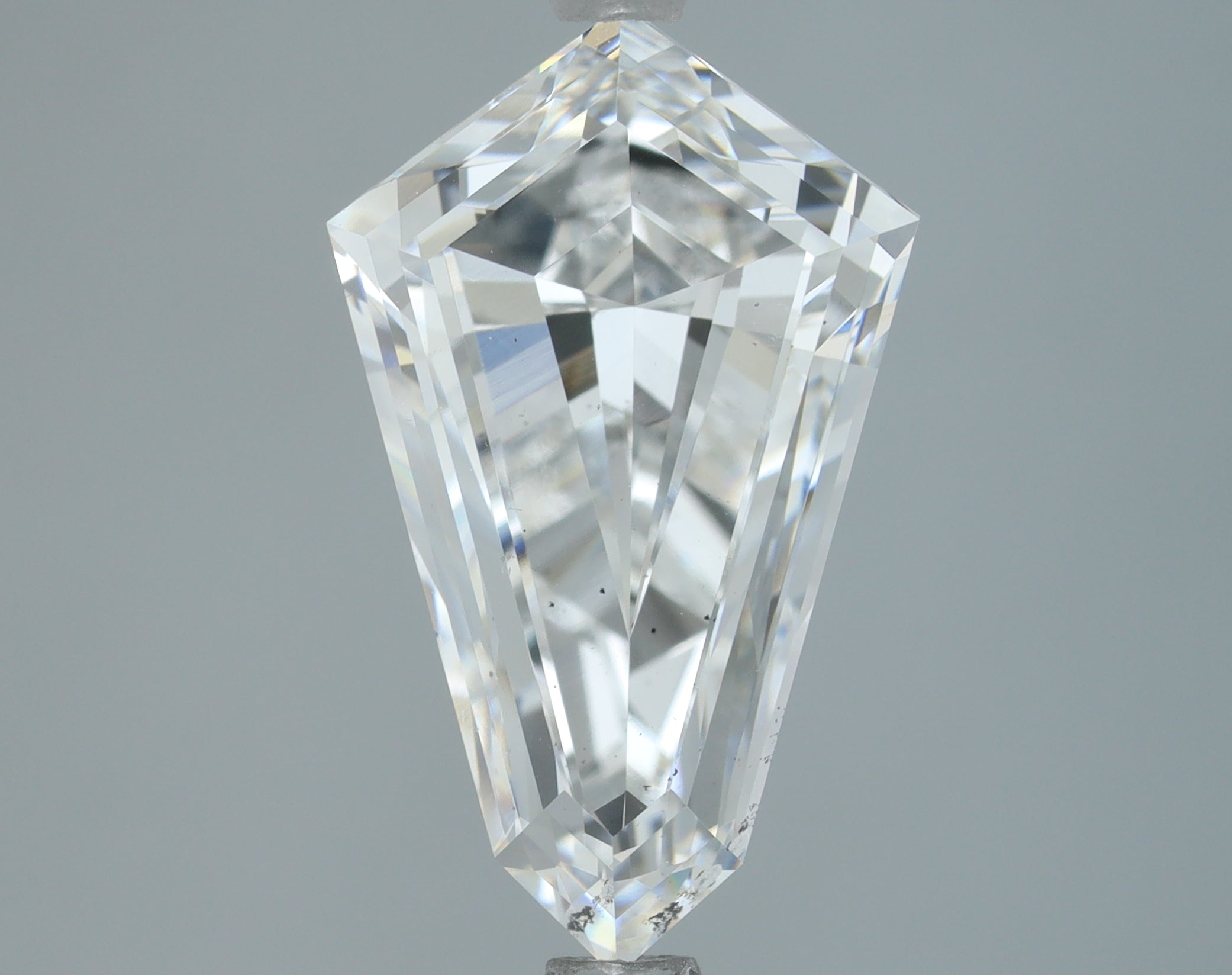 Lab-Grown 3.01 Carat Shield Shape Diamond color D Clarity SI1, precious stones, engagement diamonds