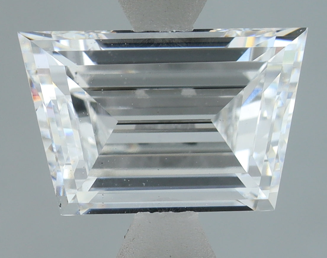 Lab-Grown 1.51 Carat Trapezoid Shape Diamond color E Clarity VS1, precious stones, engagement diamonds
