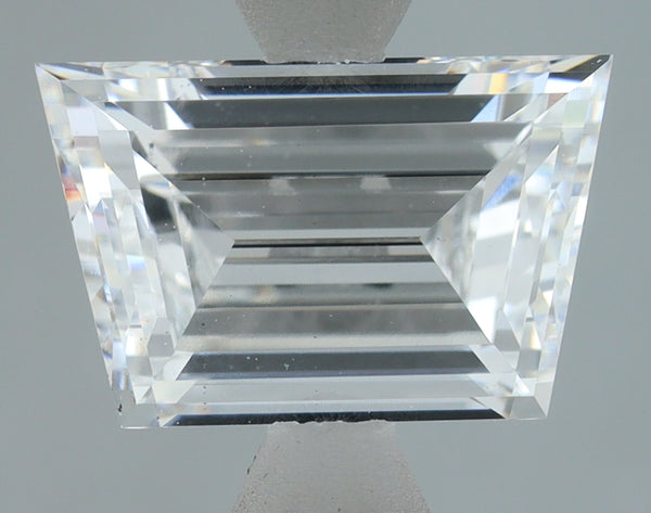 Lab-Grown 1.51 Carat Trapezoid Shape Diamond color E Clarity VS1, precious stones, engagement diamonds