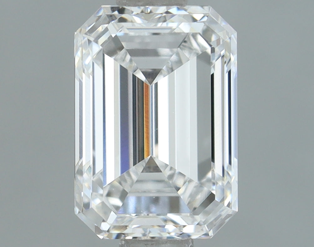 Lab-Grown 1.00 Carat Emerald Cut Diamond color D Clarity VVS2, precious stones, engagement diamonds