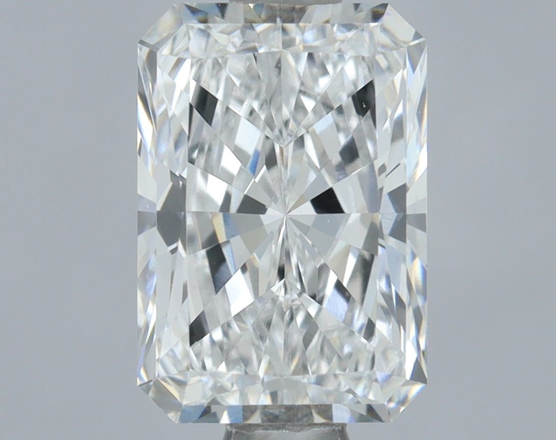 Lab-Grown 1.04 Carat Radiant Cut Diamond color E Clarity VS1, precious stones, engagement diamonds