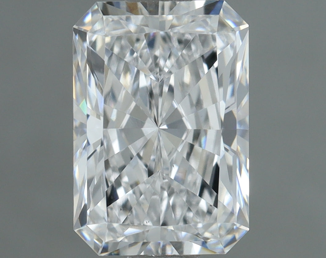 Lab-Grown 1.05 Carat Radiant Cut Diamond color E Clarity VS2, precious stones, engagement diamonds
