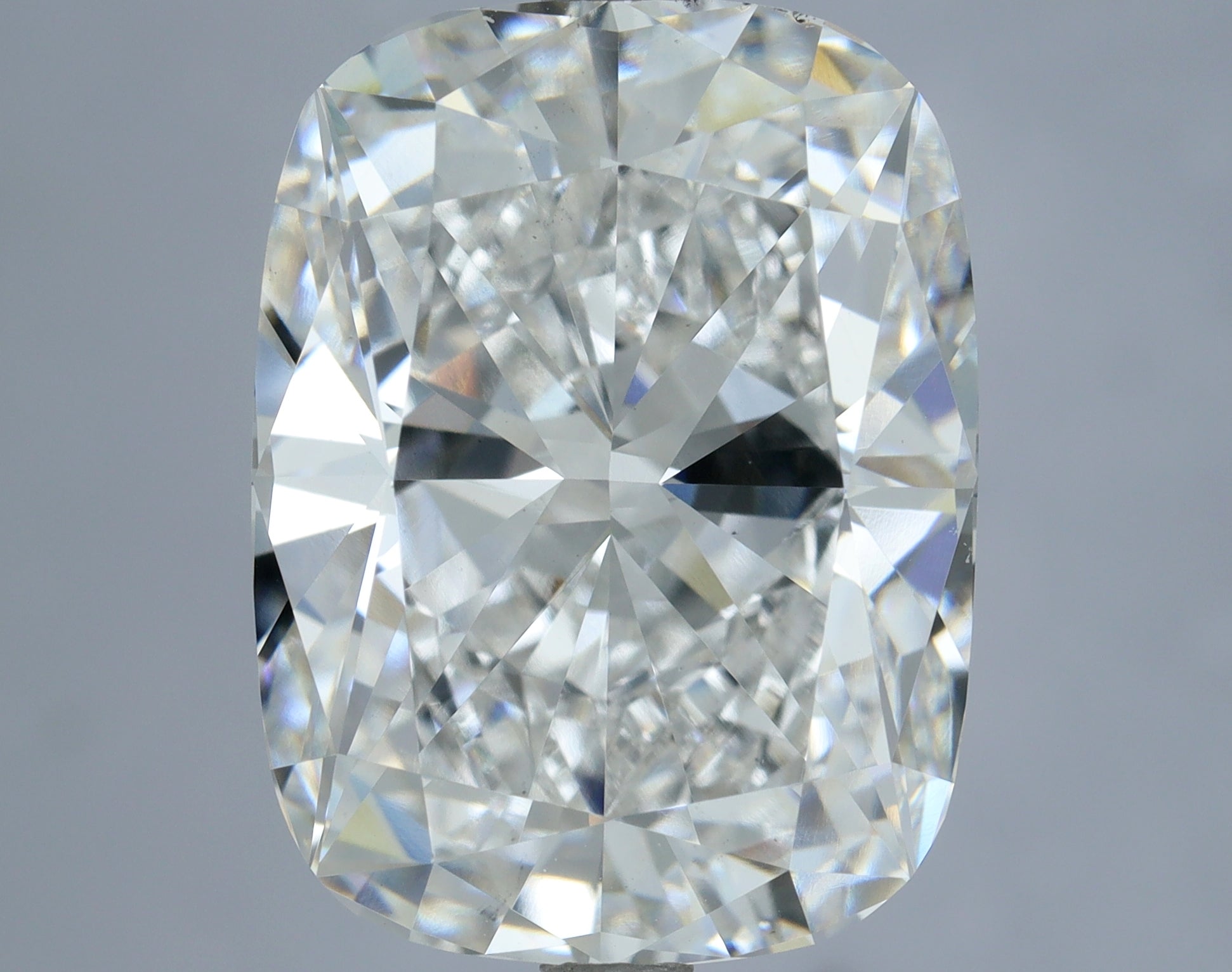 Lab-Grown 7.02 Carat Cushion Brilliant Diamond color E Clarity VS1, precious stones, engagement diamonds