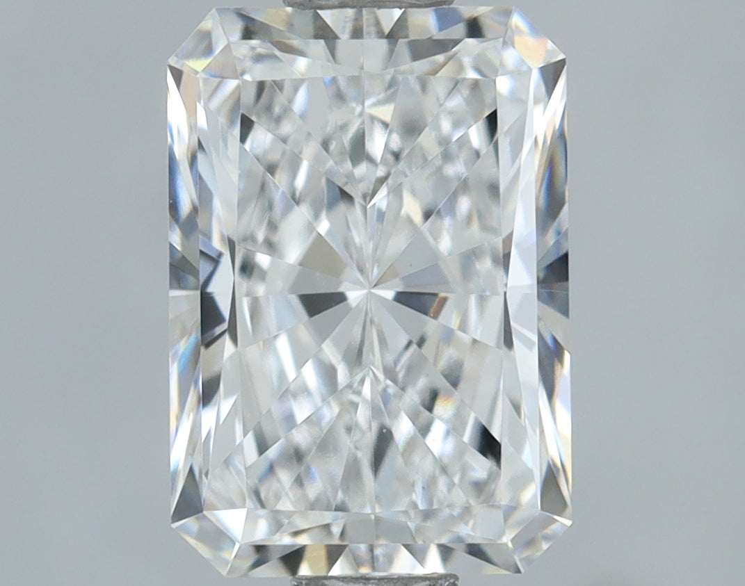 Lab-Grown 1.06 Carat Radiant Cut Diamond color E Clarity VS1, precious stones, engagement diamonds