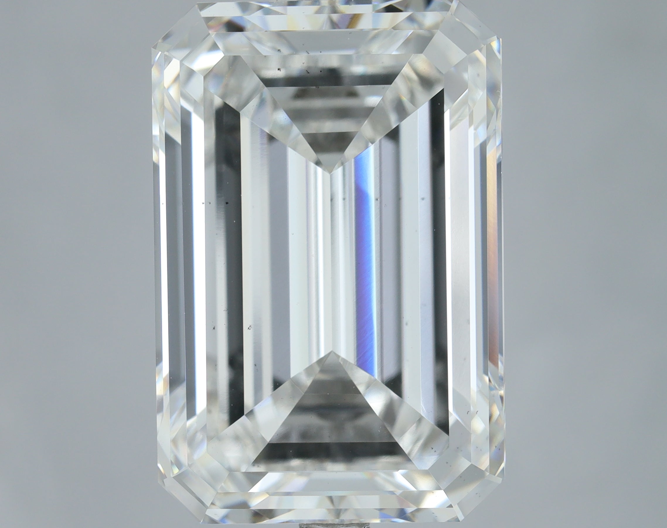 Lab-Grown 10.52 Carat Emerald Cut Diamond color E Clarity VS2, precious stones, engagement diamonds