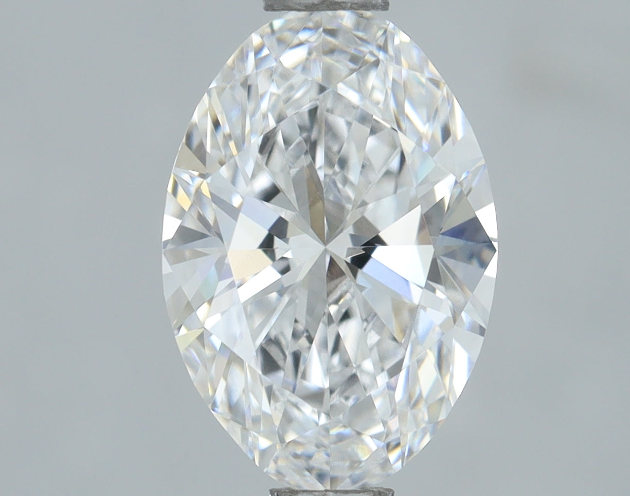 Lab-Grown 1.00 Carat Oval Shape Diamond color D Clarity VS1, precious stones, engagement diamonds