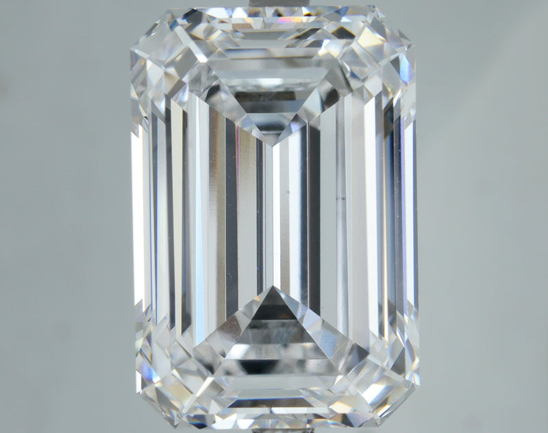 Lab-Grown 9.02 Carat Emerald Cut Diamond color E Clarity VS1, precious stones, engagement diamonds