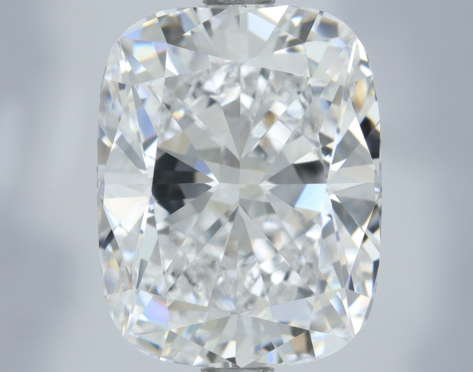 Lab-Grown 4.01 Carat Cushion Brilliant Diamond color D Clarity VS1, precious stones, engagement diamonds