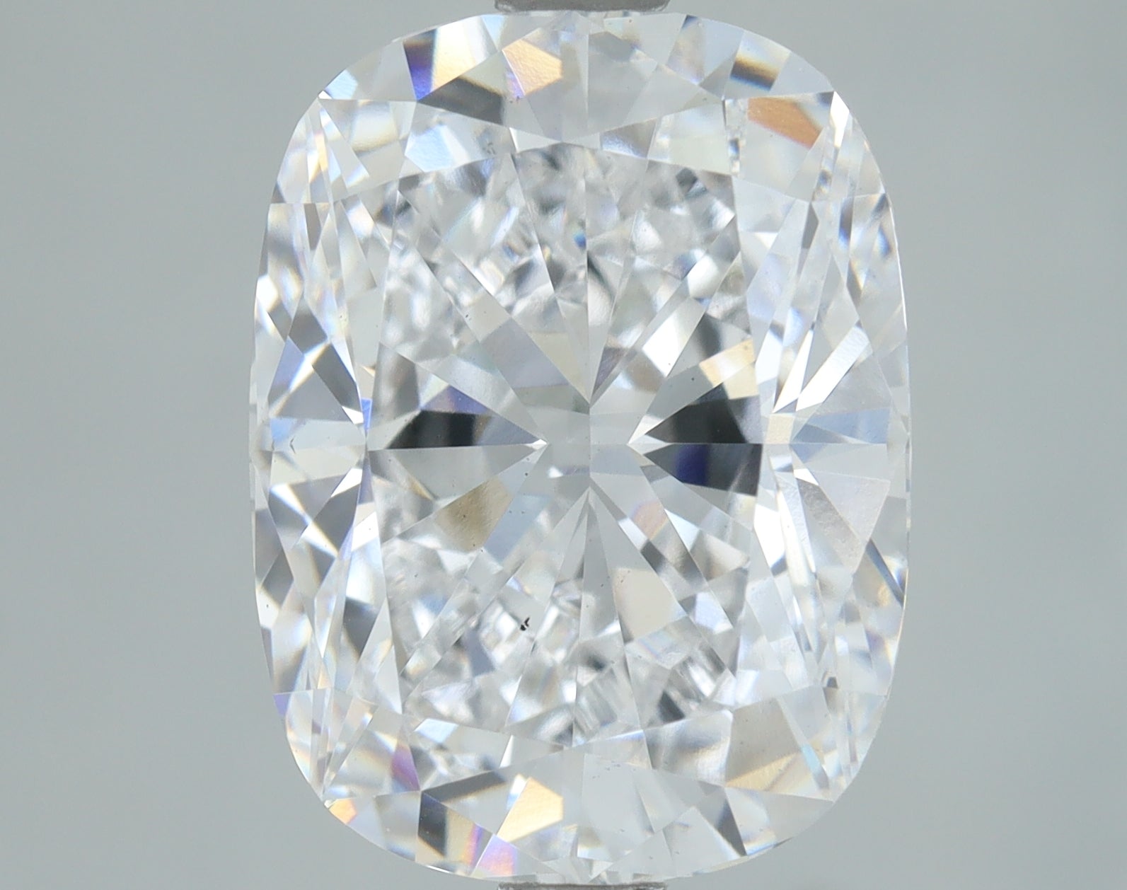 Lab-Grown 4.02 Carat Cushion Brilliant Diamond color E Clarity VS2, precious stones, engagement diamonds