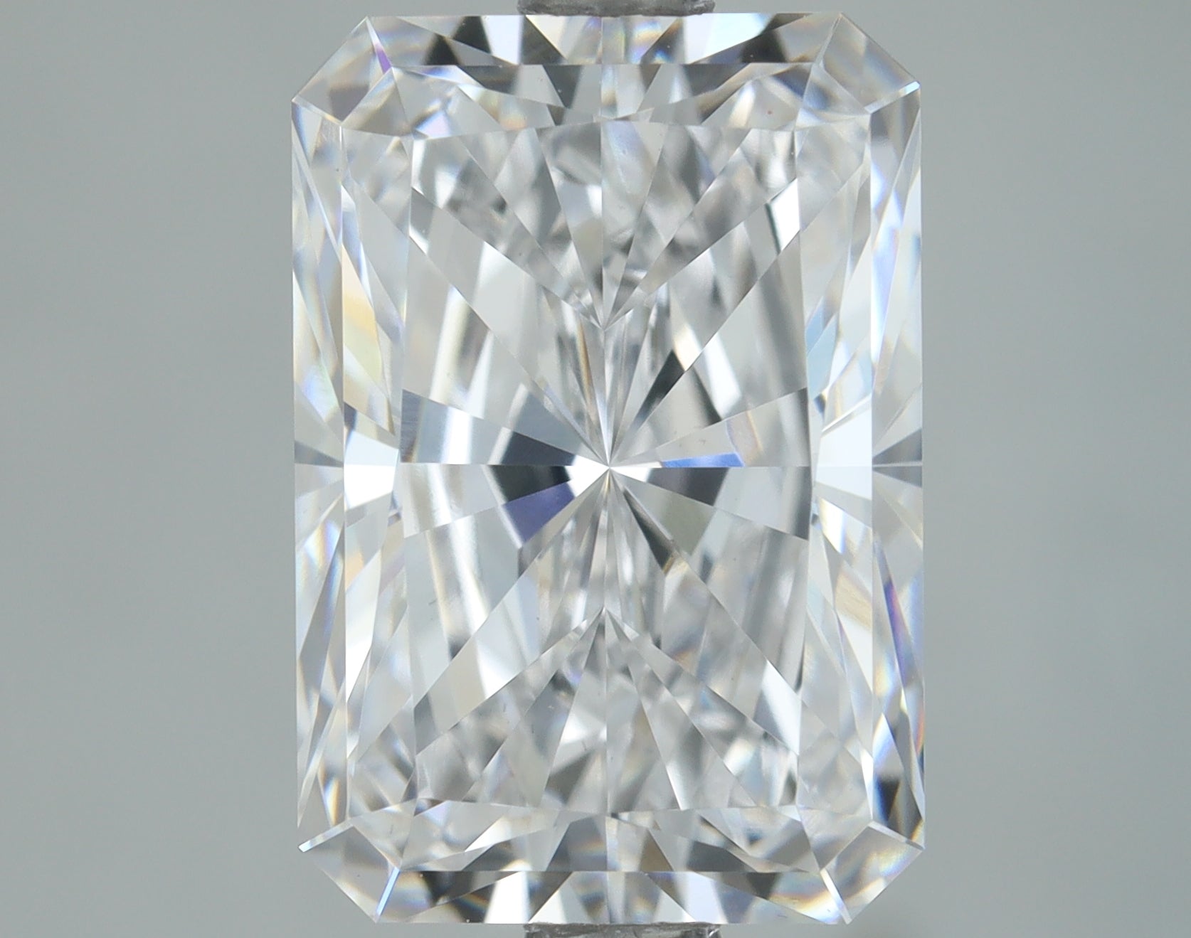 Lab-Grown 3.01 Carat Radiant Cut Diamond color E Clarity VVS2, precious stones, engagement diamonds