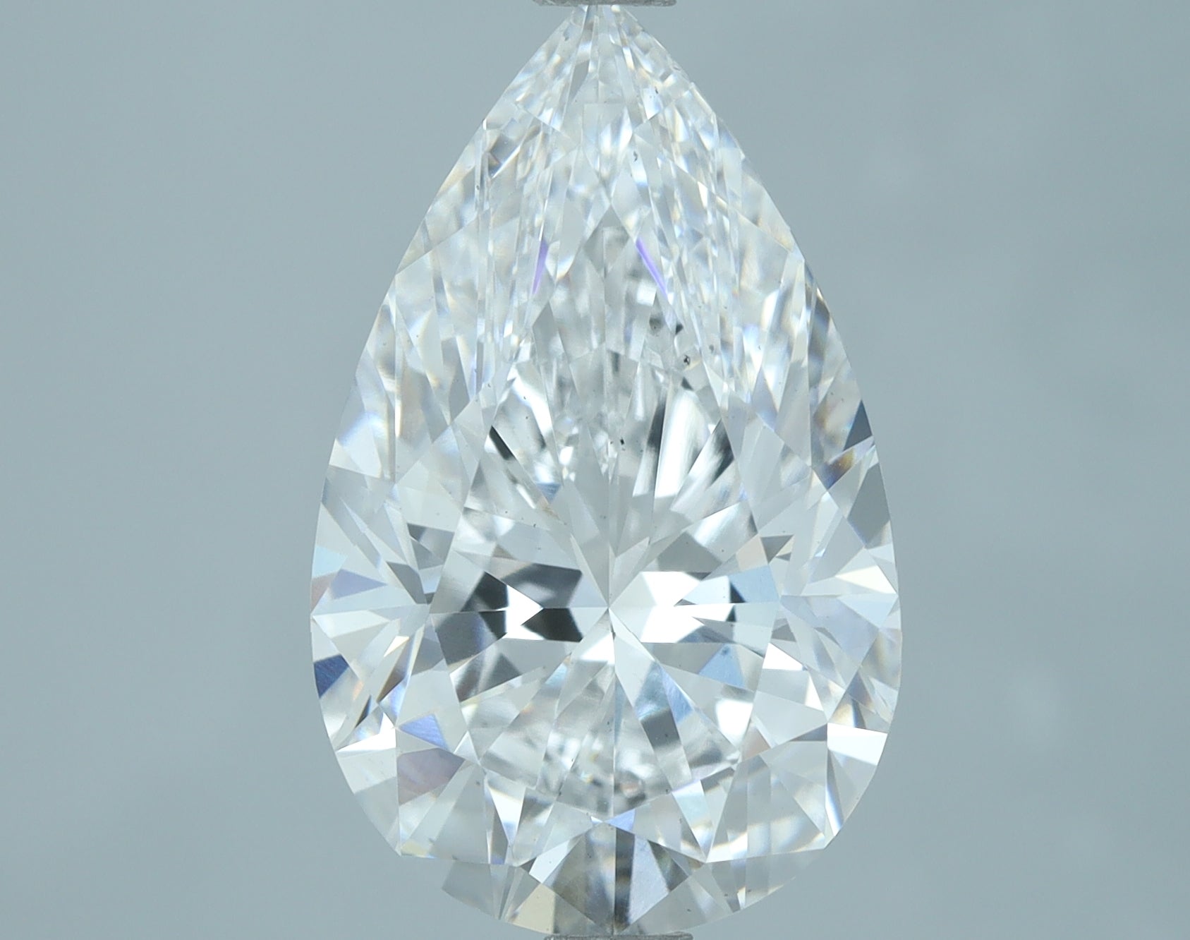 Lab-Grown 4.01 Carat Pear Shape Diamond color D Clarity VS2, precious stones, engagement diamonds