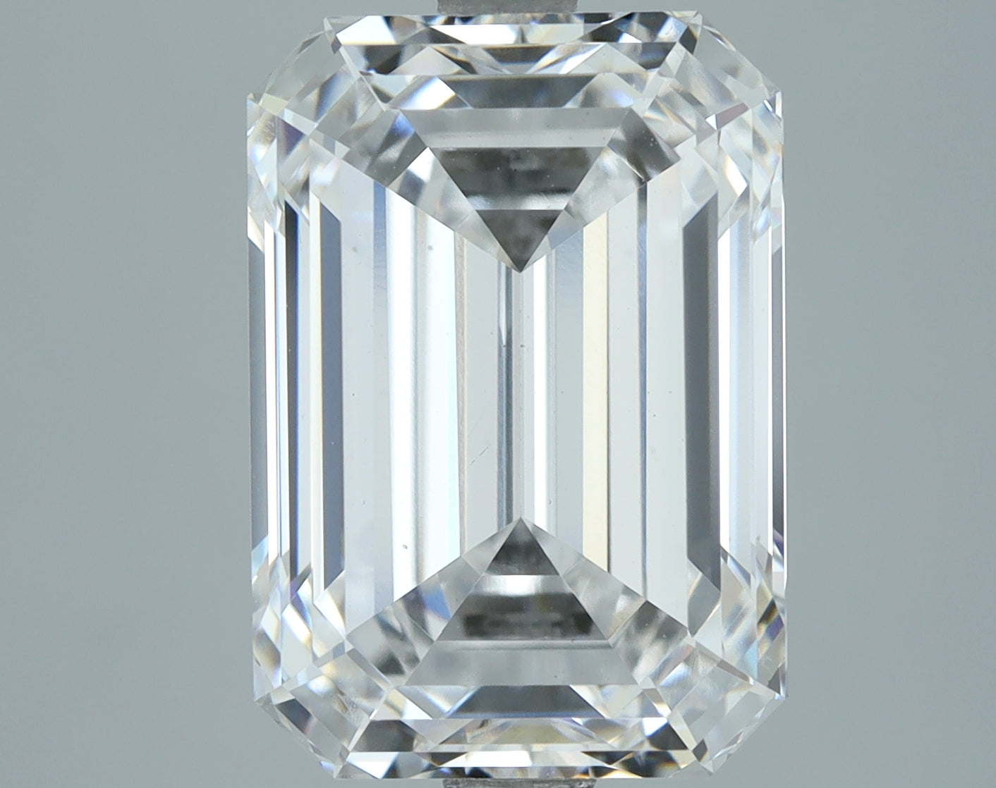 Lab-Grown 5.02 Carat Emerald Cut Diamond color D Clarity VS1, precious stones, engagement diamonds