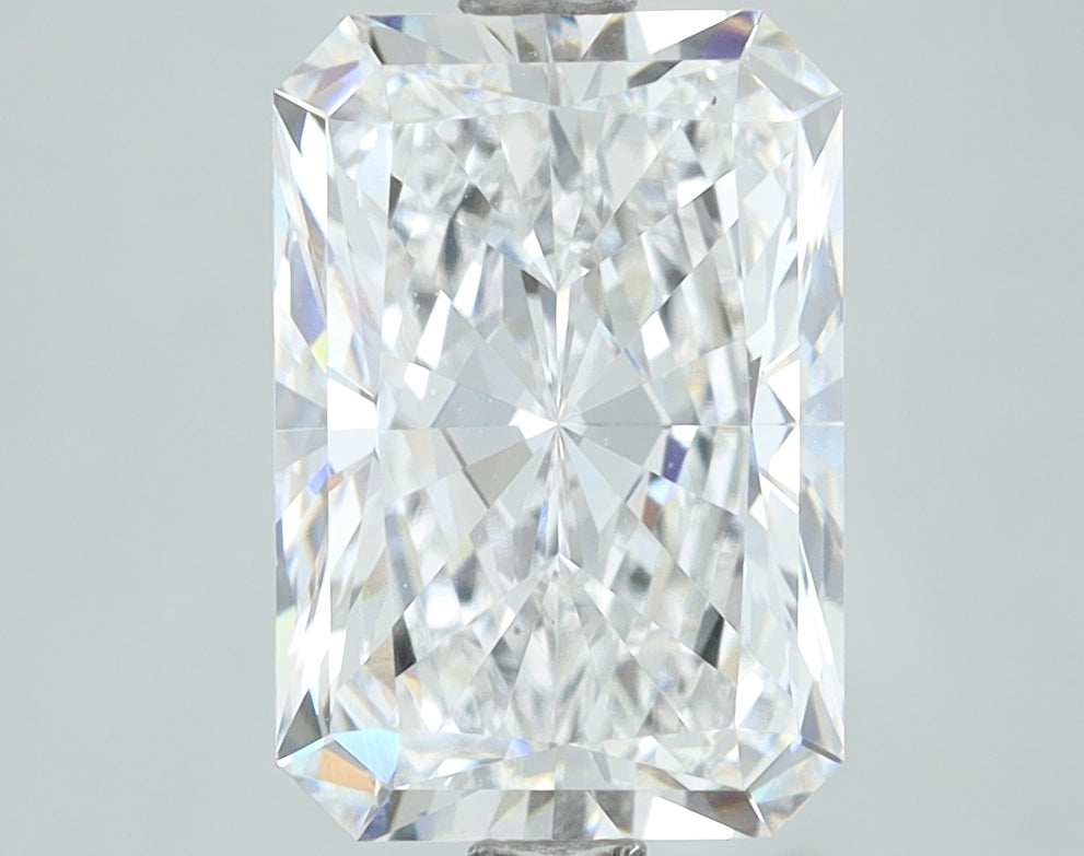 Lab-Grown 3.02 Carat Radiant Cut Diamond color E Clarity VS1, precious stones, engagement diamonds