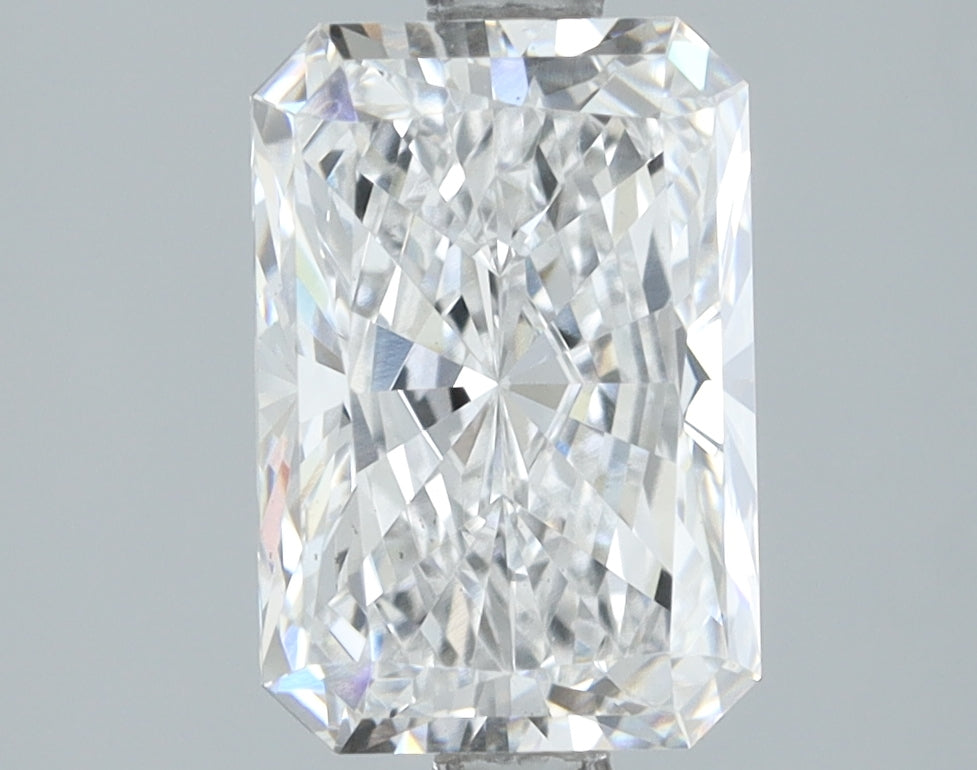 Lab-Grown 2.05 Carat Radiant Cut Diamond color D Clarity VS1, precious stones, engagement diamonds