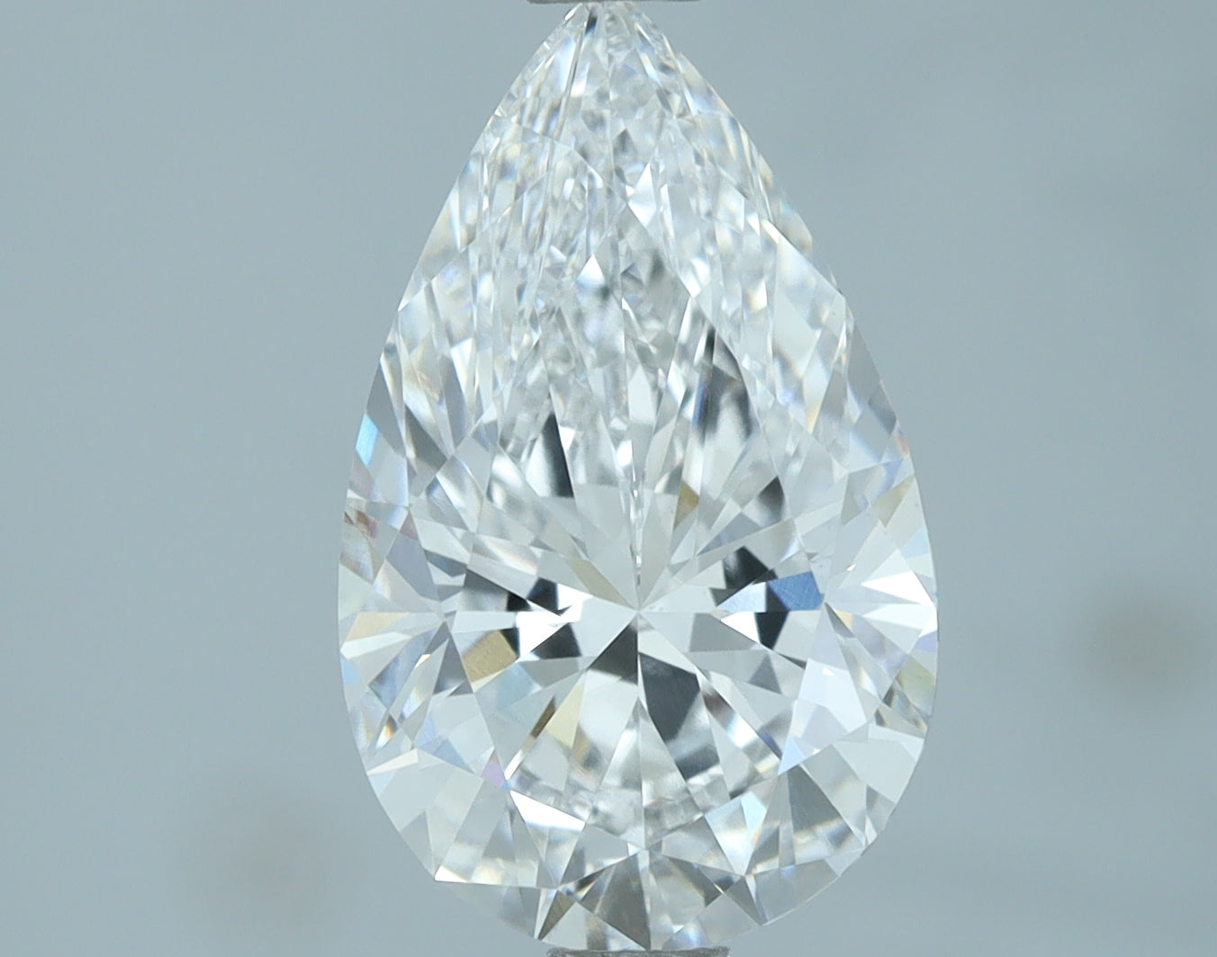 Lab-Grown 2.01 Carat Pear Shape Diamond color E Clarity VS1, precious stones, engagement diamonds