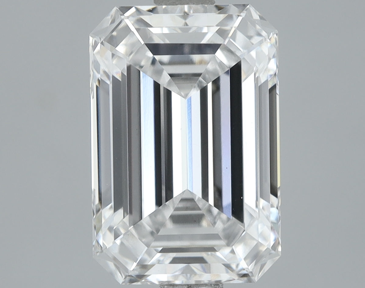 Lab-Grown 2.50 Carat Emerald Cut Diamond color E Clarity VS1, precious stones, engagement diamonds