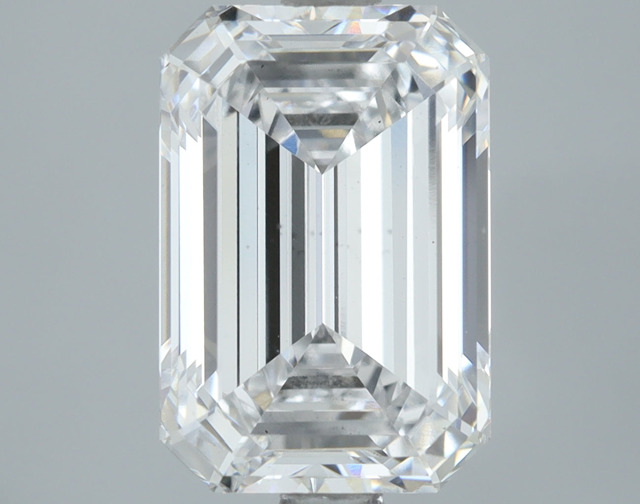 Lab-Grown 3.14 Carat Emerald Cut Diamond color D Clarity VS2, precious stones, engagement diamonds