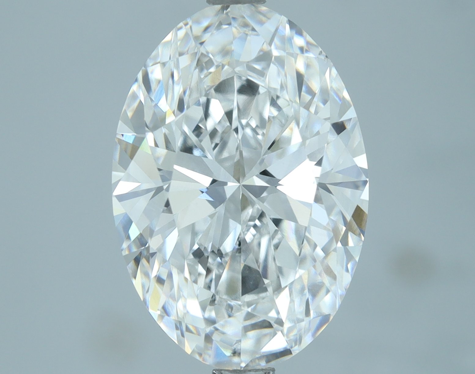 Lab-Grown 3.81 Carat Oval Shape Diamond color E Clarity VVS2, precious stones, engagement diamonds