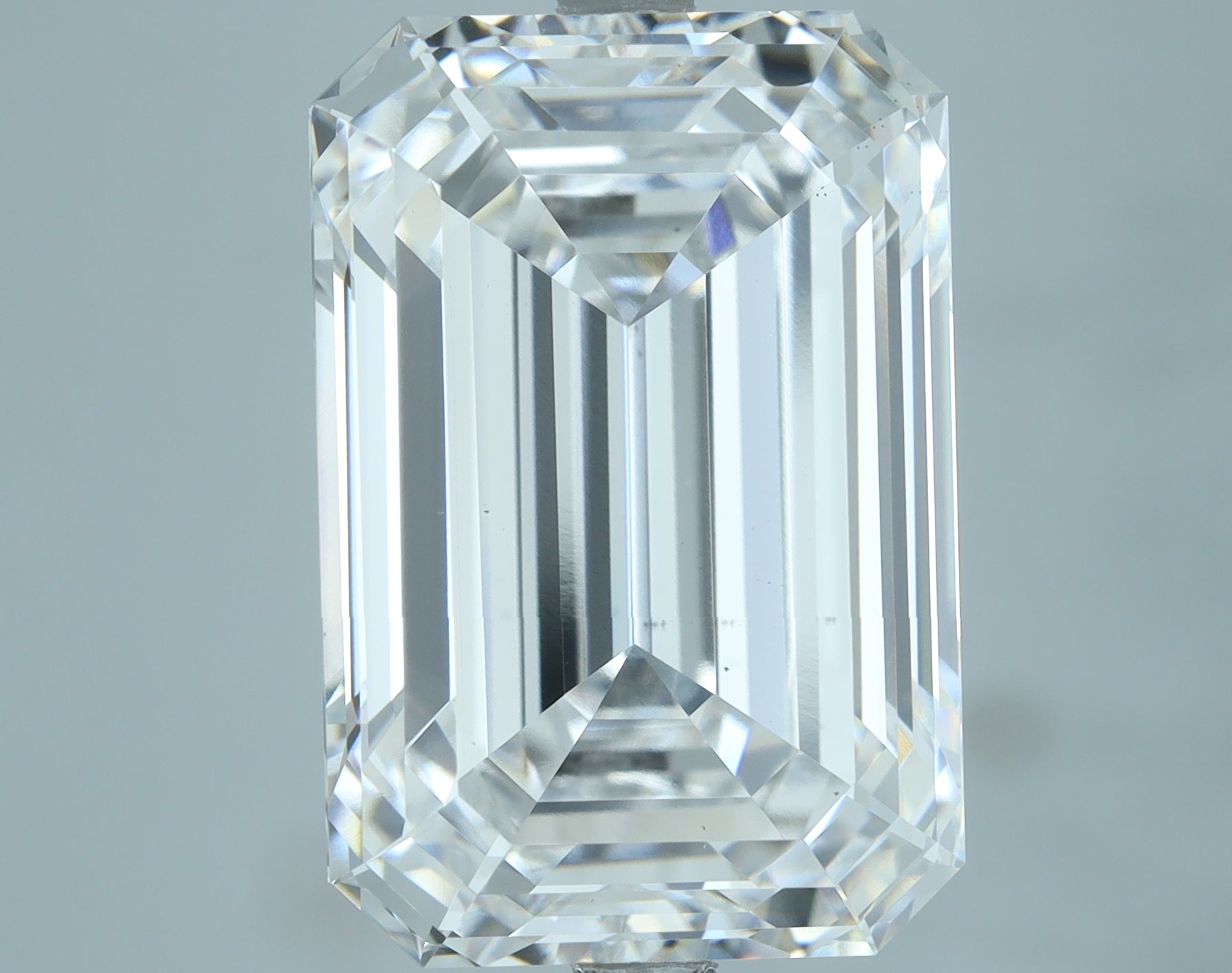 Lab-Grown 9.04 Carat Emerald Cut Diamond color E Clarity VS1, precious stones, engagement diamonds