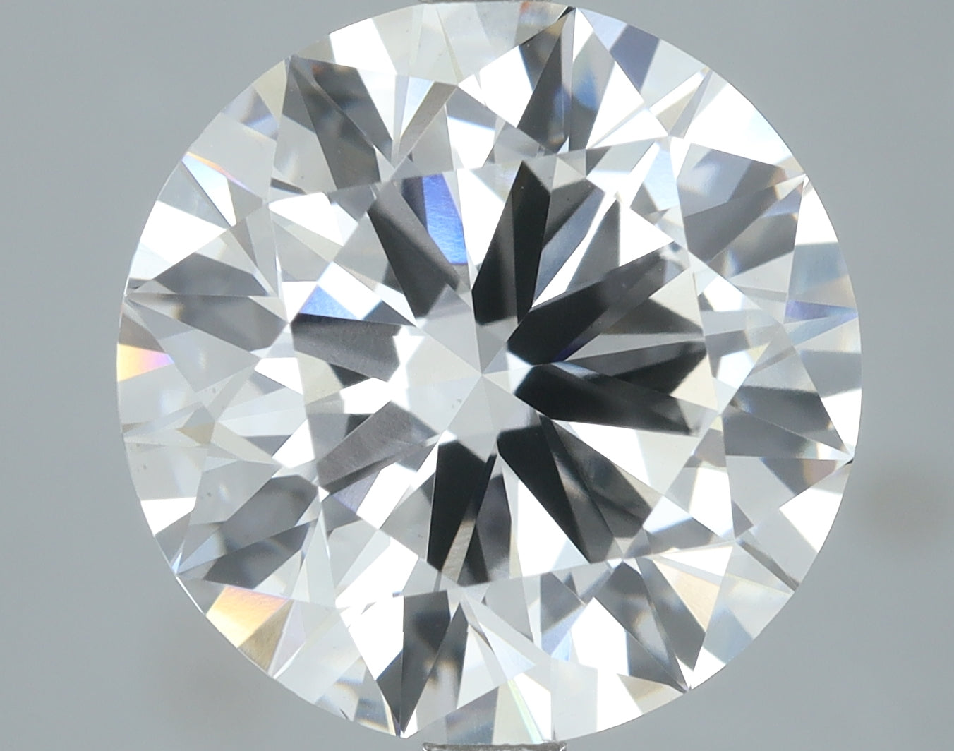 Lab-Grown 5.02 Carat Round Brilliant Diamond color E Clarity VS1, precious stones, engagement diamonds