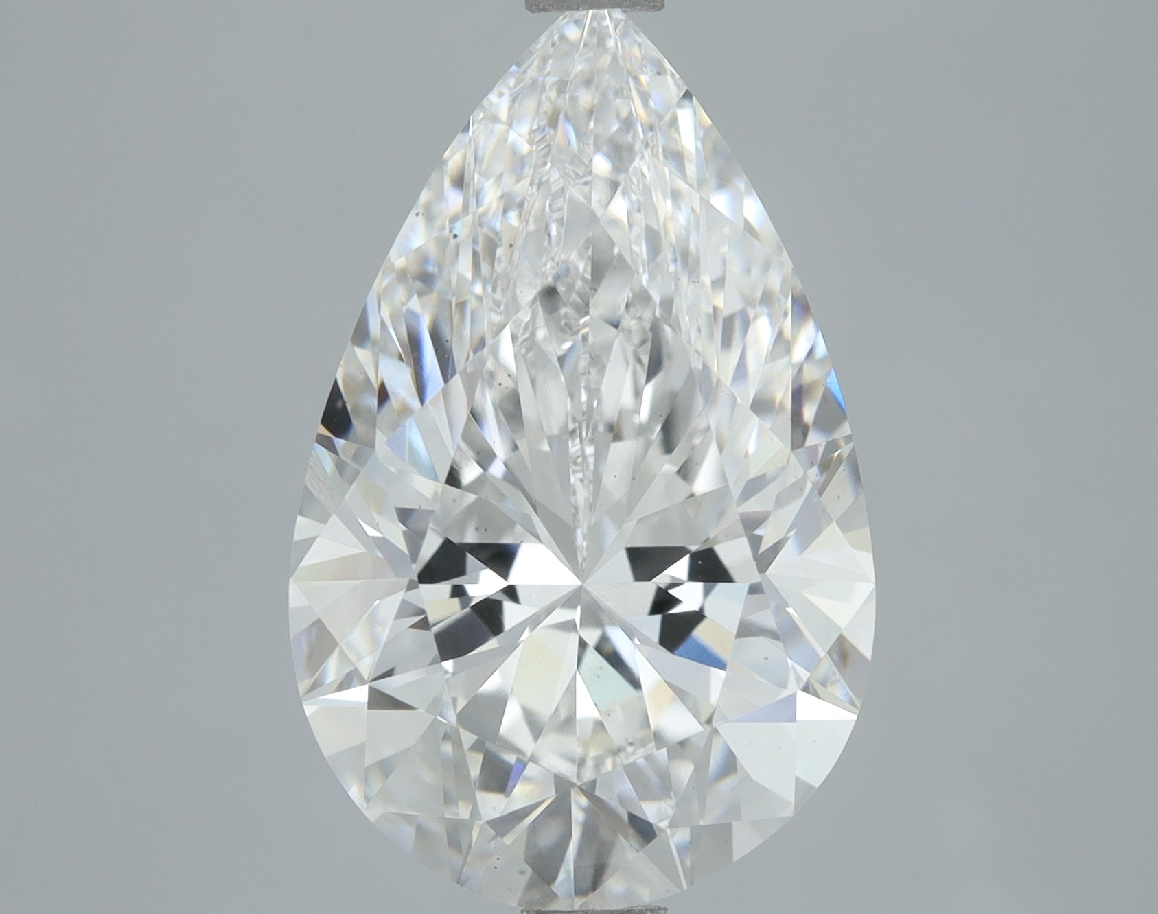 Lab-Grown 3.70 Carat Pear Shape Diamond color E Clarity VS1, precious stones, engagement diamonds