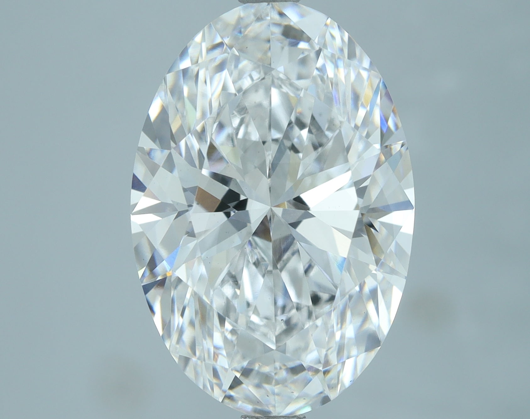 Lab-Grown 5.01 Carat Oval Shape Diamond color E Clarity VS2, precious stones, engagement diamonds