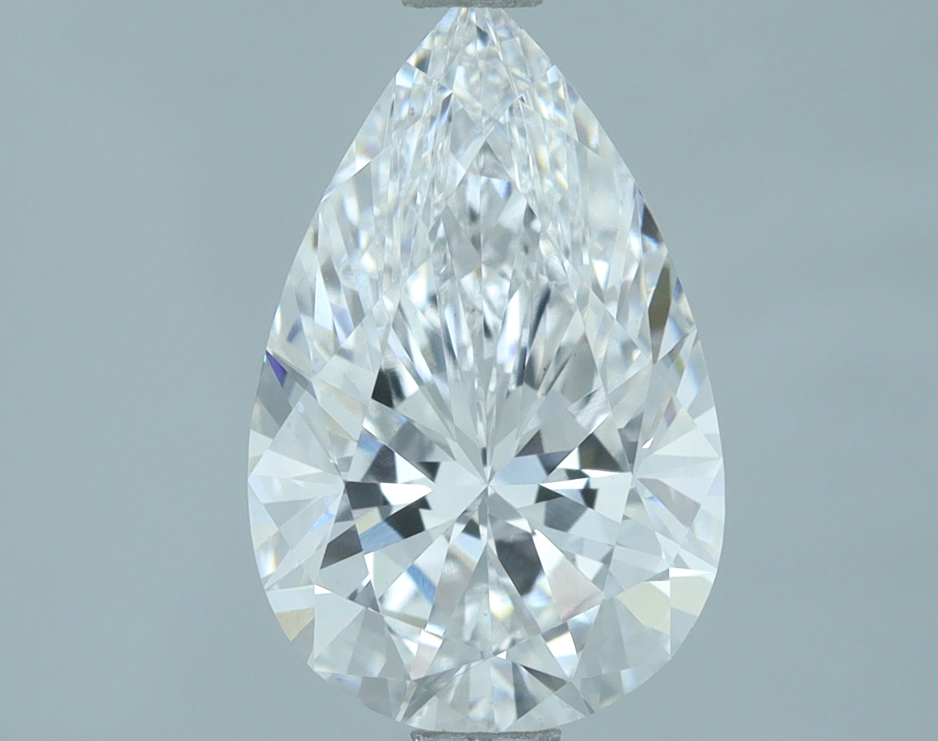 Lab-Grown 2.00 Carat Pear Shape Diamond color D Clarity VS1, precious stones, engagement diamonds