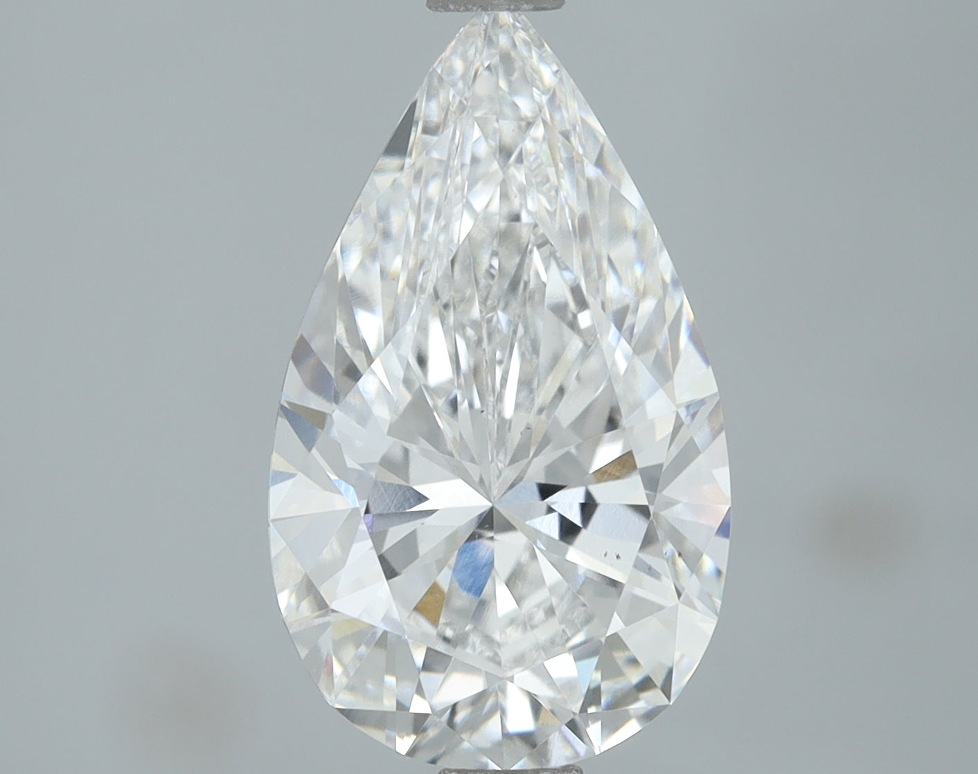 Lab-Grown 2.01 Carat Pear Shape Diamond color E Clarity VS2, precious stones, engagement diamonds