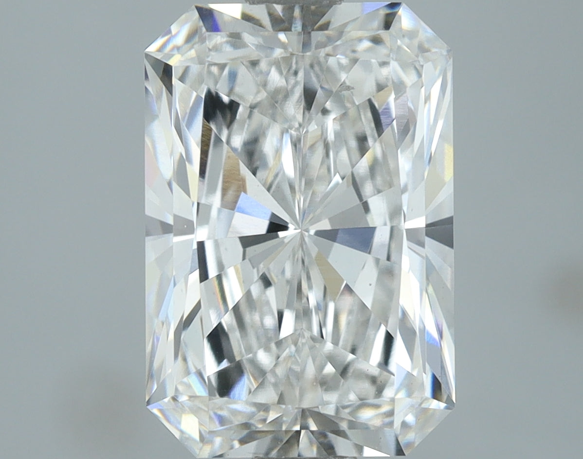 Lab-Grown 2.51 Carat Radiant Cut Diamond color F Clarity VS2, precious stones, engagement diamonds