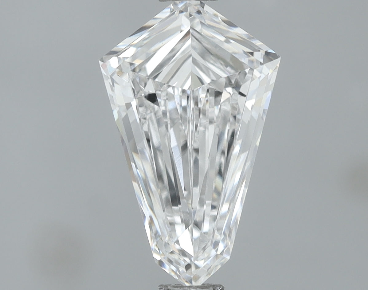Lab-Grown 1.02 Carat Shield Shape Diamond color D Clarity VS1, precious stones, engagement diamonds