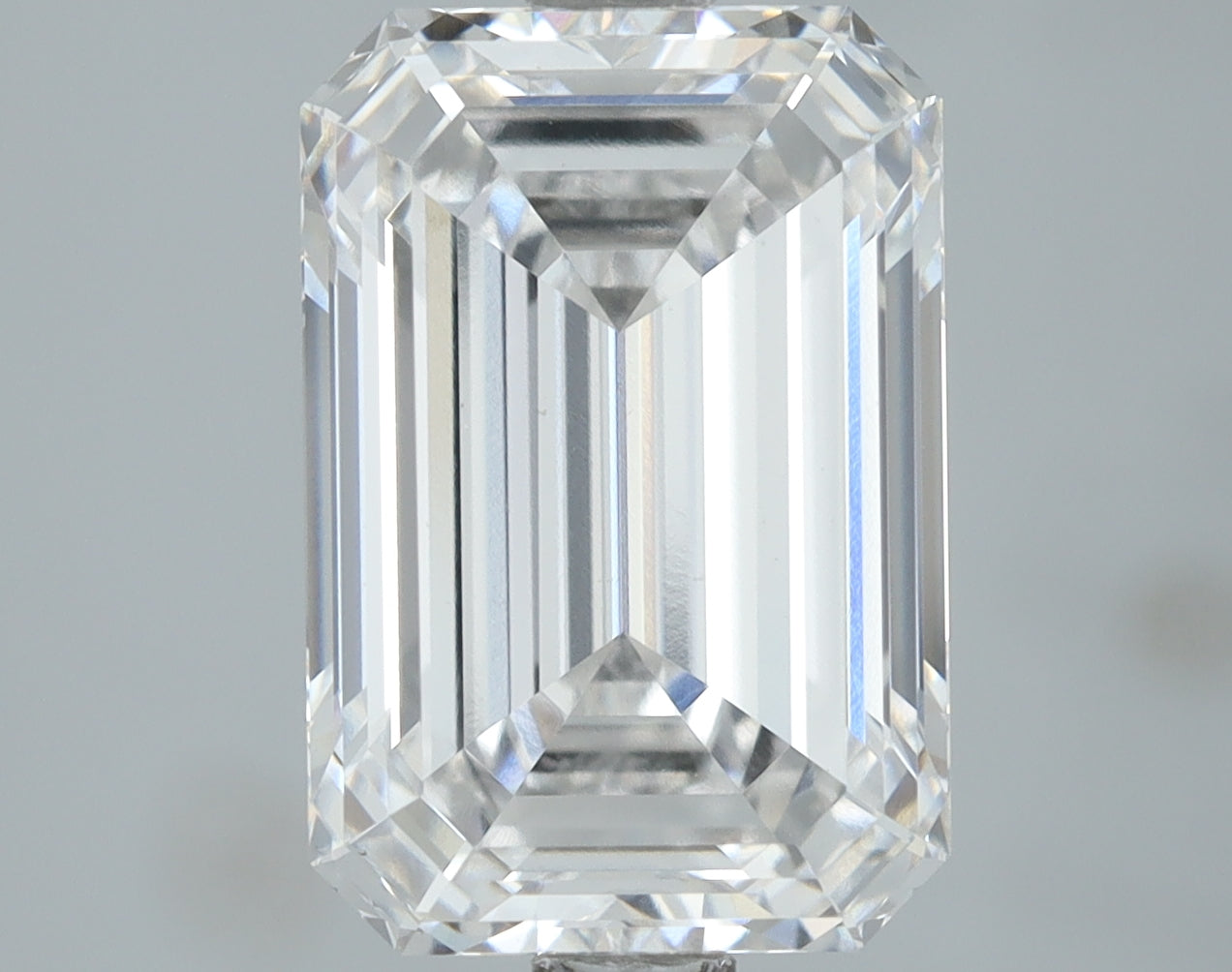 Lab-Grown 3.00 Carat Emerald Cut Diamond color F Clarity VS1, precious stones, engagement diamonds