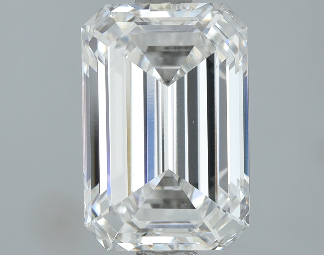 Lab-Grown 2.05 Carat Emerald Cut Diamond color E Clarity VVS2, precious stones, engagement diamonds