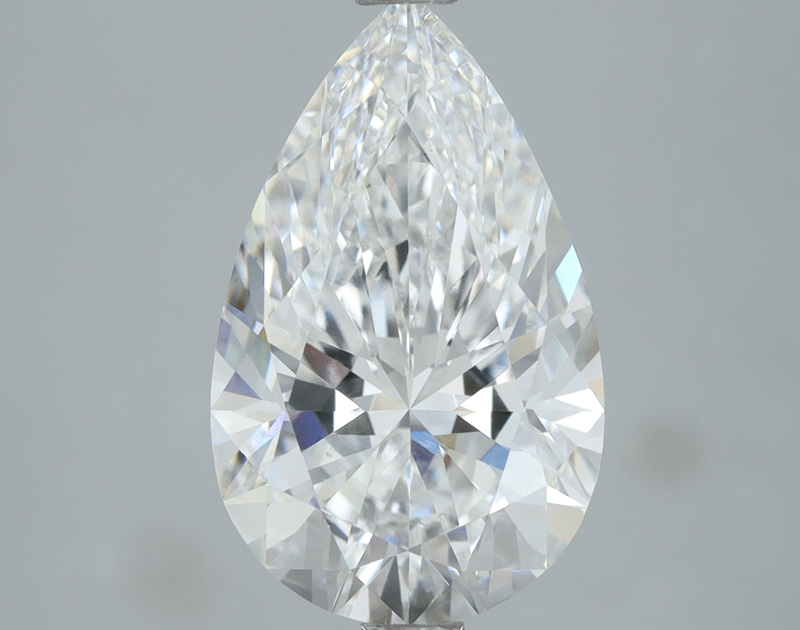 Lab-Grown 3.12 Carat Pear Shape Diamond color E Clarity VVS2, precious stones, engagement diamonds