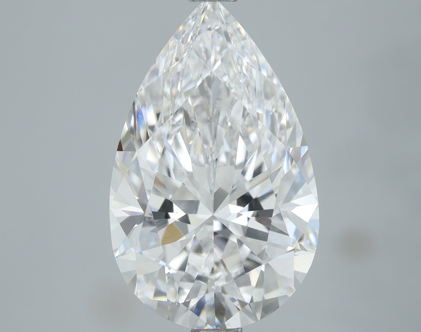 Lab-Grown 4.01 Carat Pear Shape Diamond color D Clarity VS1, precious stones, engagement diamonds