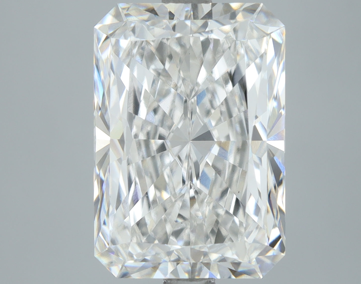 Lab-Grown 4.51 Carat Radiant Cut Diamond color F Clarity VS1, precious stones, engagement diamonds
