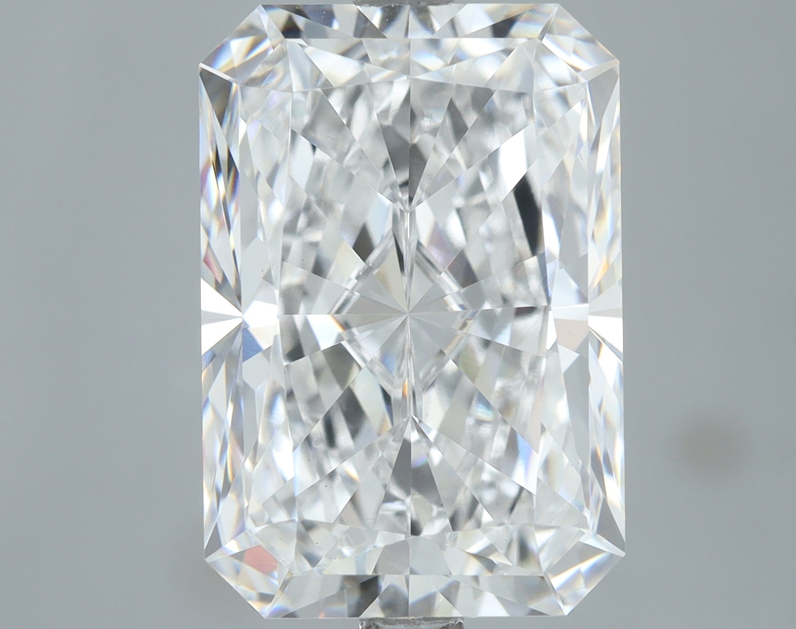 Lab-Grown 6.01 Carat Radiant Cut Diamond color D Clarity VVS2, precious stones, engagement diamonds