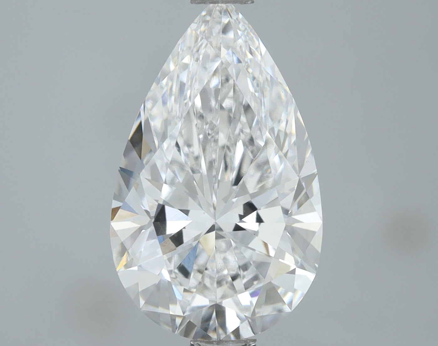 Lab-Grown 2.00 Carat Pear Shape Diamond color D Clarity VS1, precious stones, engagement diamonds