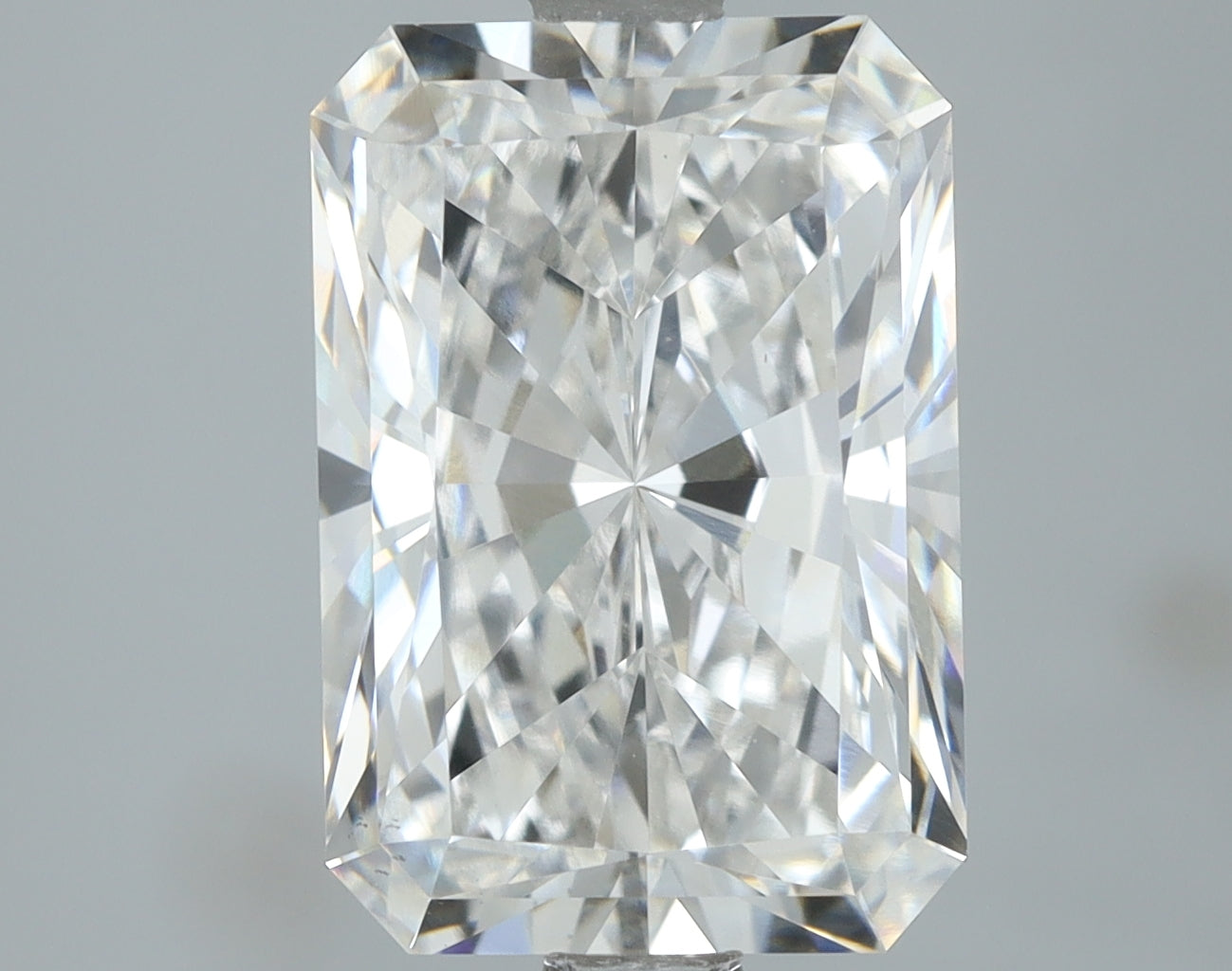 Lab-Grown 3.01 Carat Radiant Cut Diamond color F Clarity VS1, precious stones, engagement diamonds