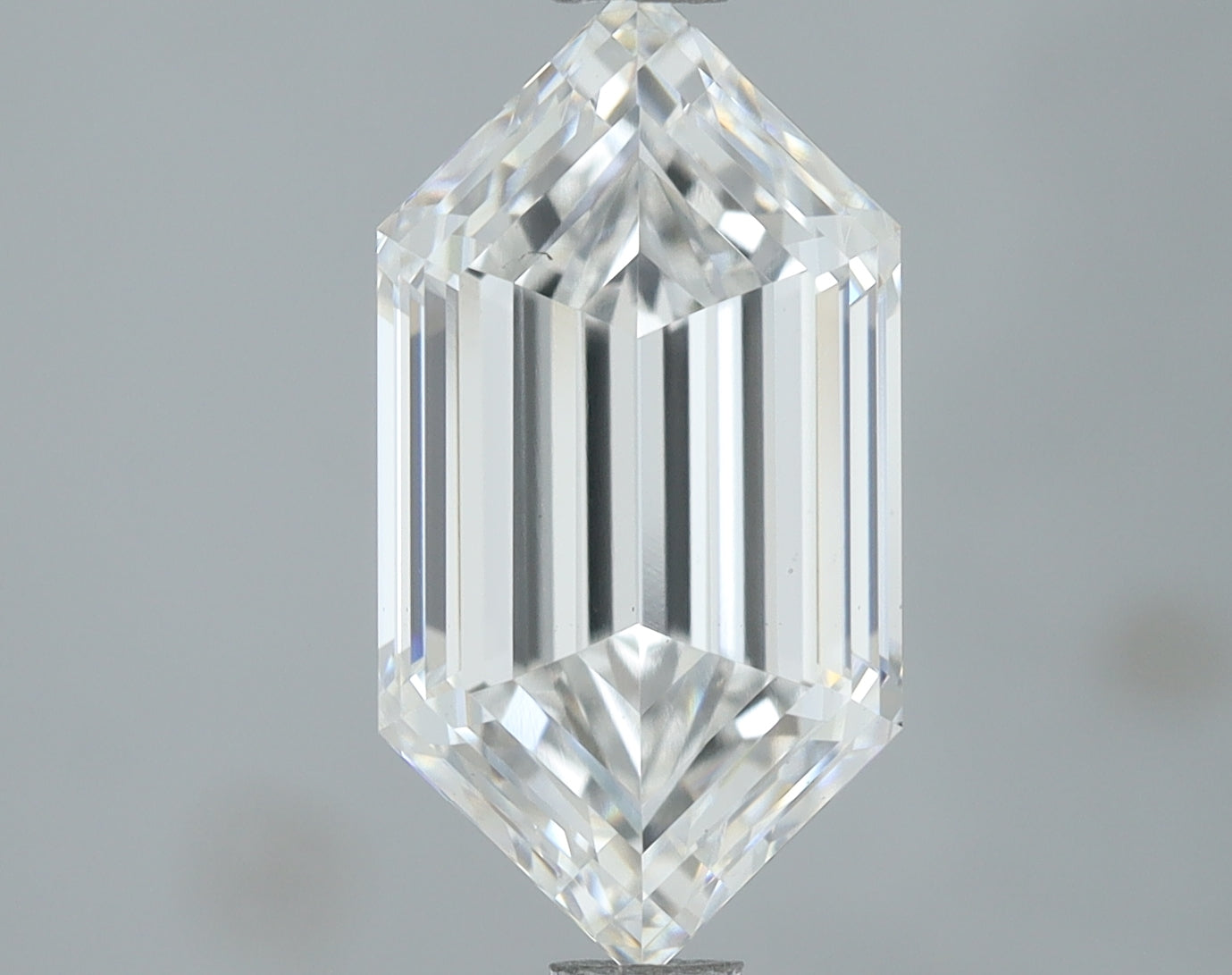 Lab-Grown 2.01 Carat Long Hexagonal Shape Diamond color E Clarity VS1, precious stones, engagement diamonds
