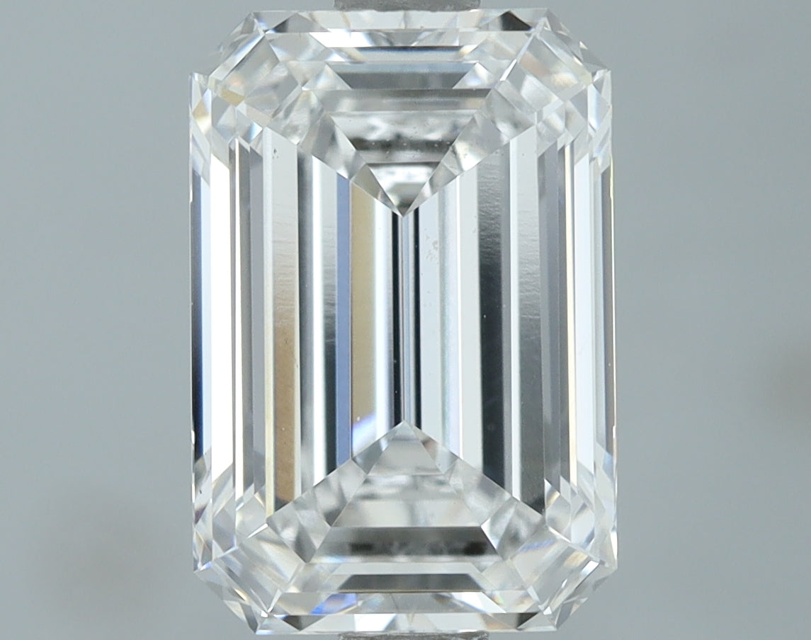 Lab-Grown 2.03 Carat Emerald Cut Diamond color D Clarity VS1, precious stones, engagement diamonds