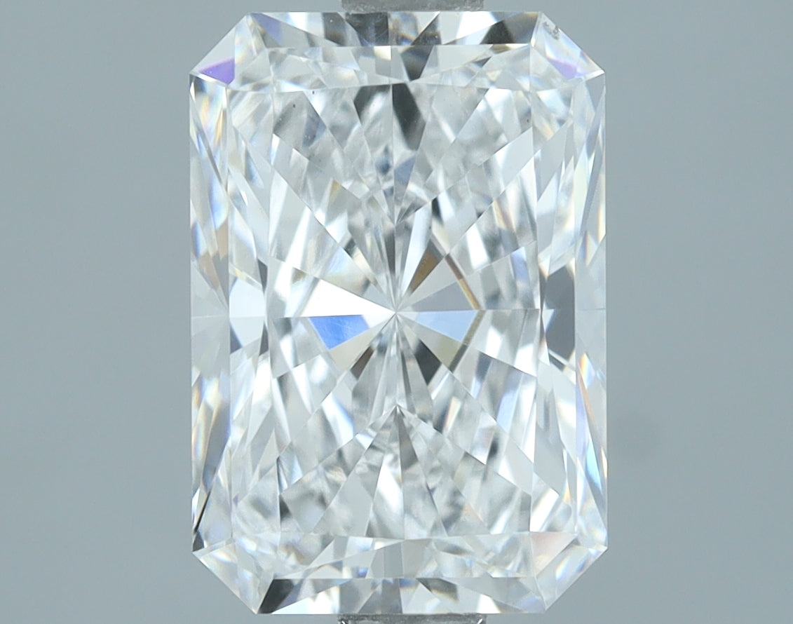 Lab-Grown 2.01 Carat Radiant Cut Diamond color D Clarity VS1, precious stones, engagement diamonds