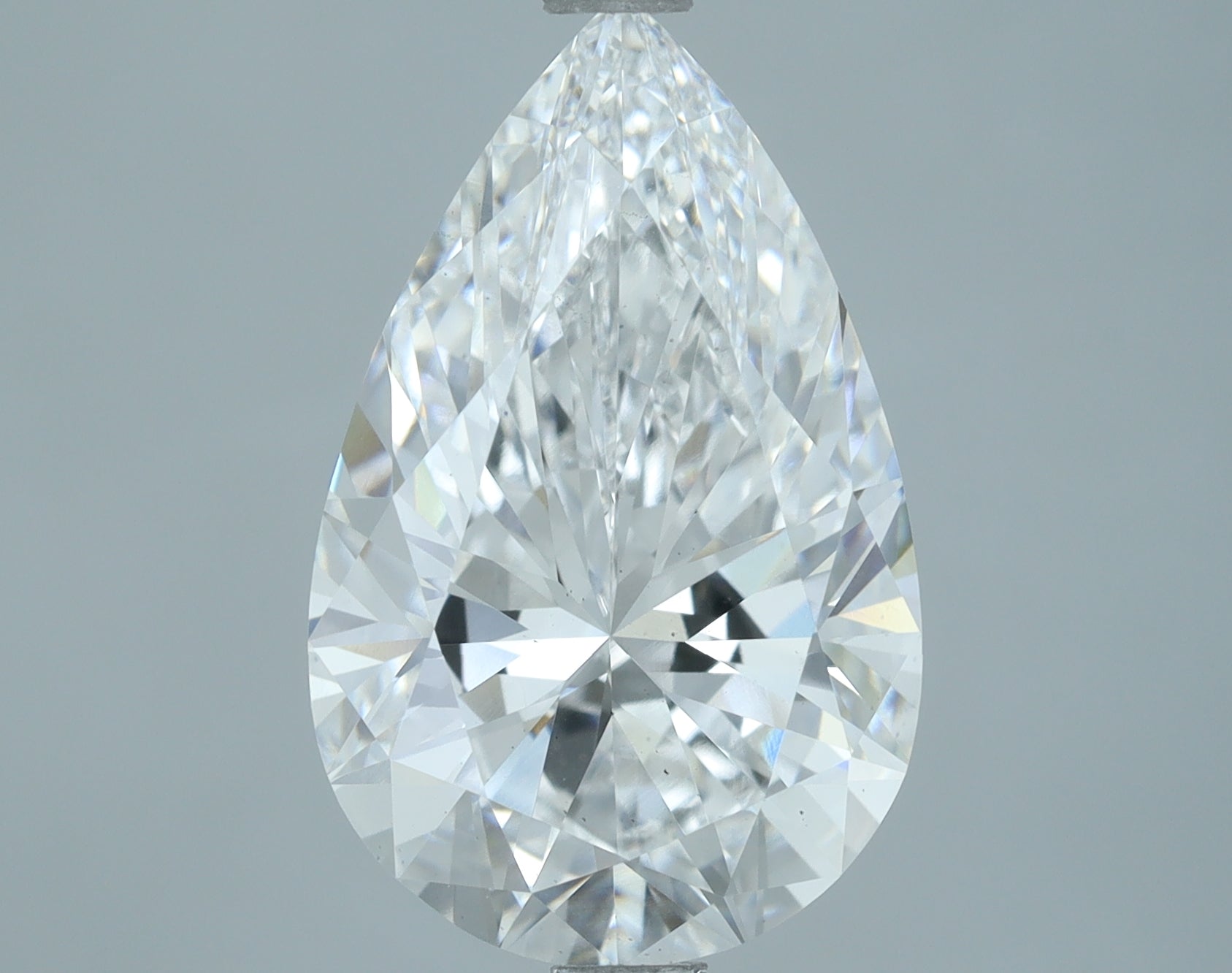 Lab-Grown 3.79 Carat Pear Shape Diamond color D Clarity VS2, precious stones, engagement diamonds