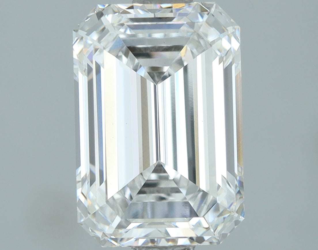 Lab-Grown 2.03 Carat Emerald Cut Diamond color D Clarity VS1, precious stones, engagement diamonds